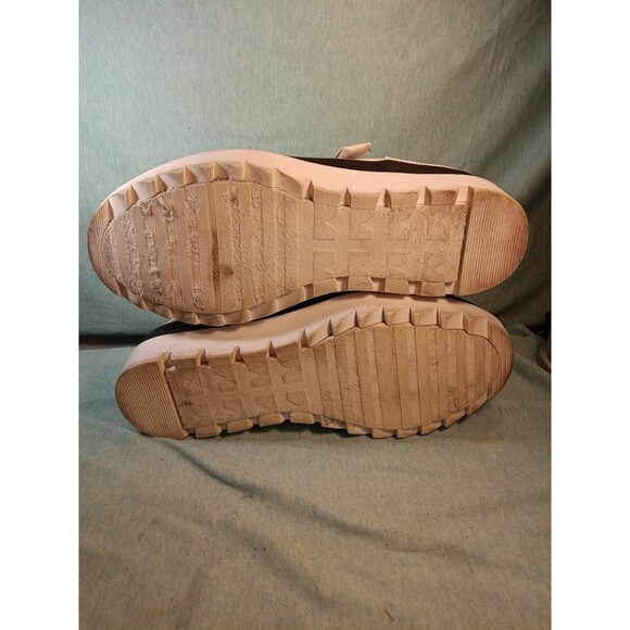 JUICY COUTURE VERONICA Size 10 WHITE WINTER PLATFORM PUFFER LOGO BOOTS